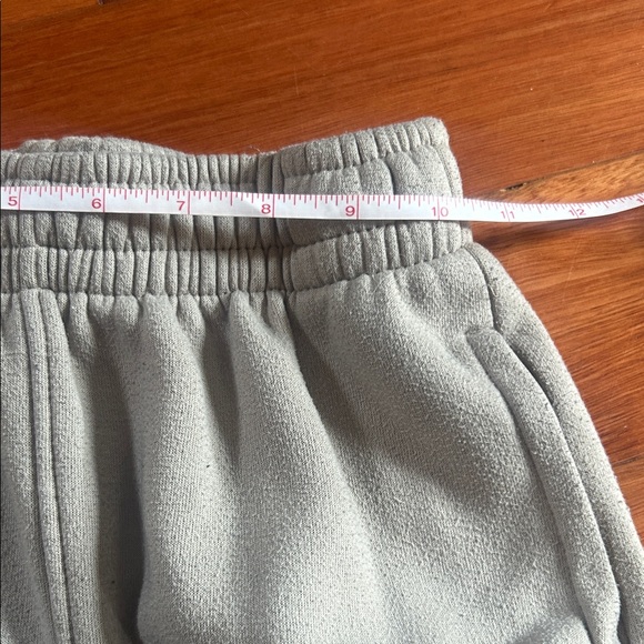 New Balance Kids Khaki Hoodie and Matching Shorts Set - Picture 2 of 5